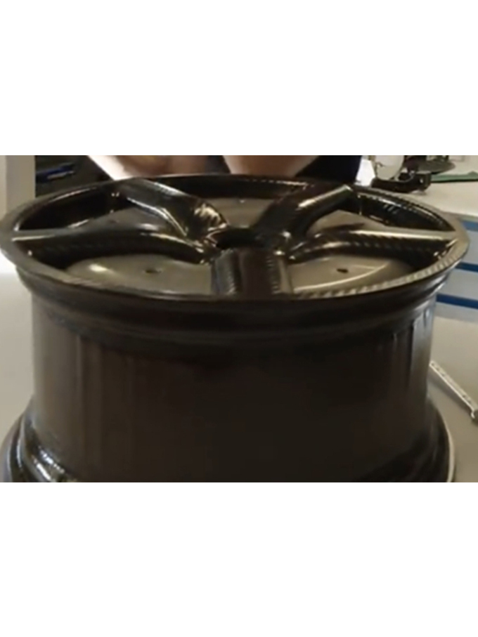 	碳纤维复合材料汽车轮毂