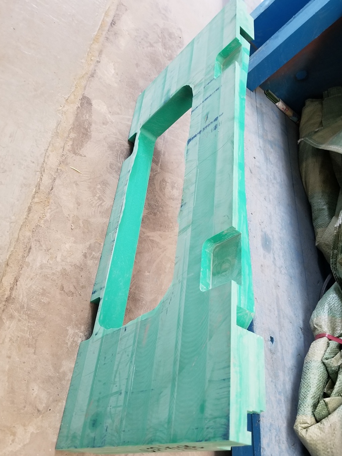 	代木材料模具加工件