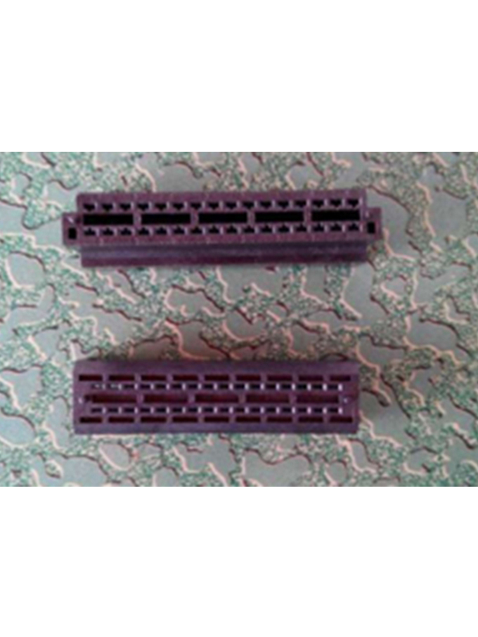 	计算机插头注塑零件